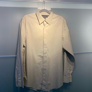 Banana Republic Men classic style dress shirt